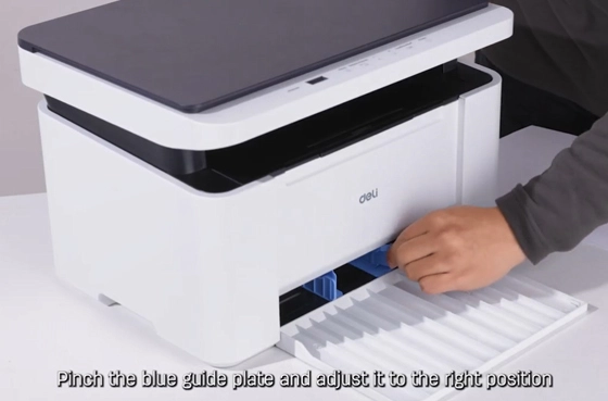 02 Podaw papieru i włącza