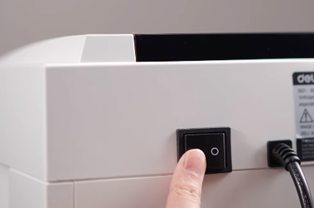 Delikatesy E9952 Duża niszczarka