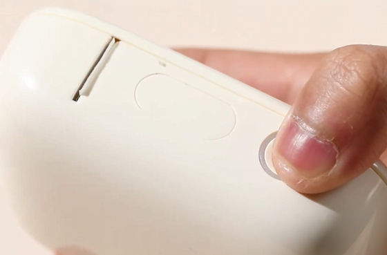 01 Drukarka etykiet Deli ES440